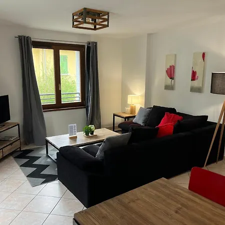 Au Coeur De Avec Parking Et Animaux Acceptes - Fr-1-343-187 *
